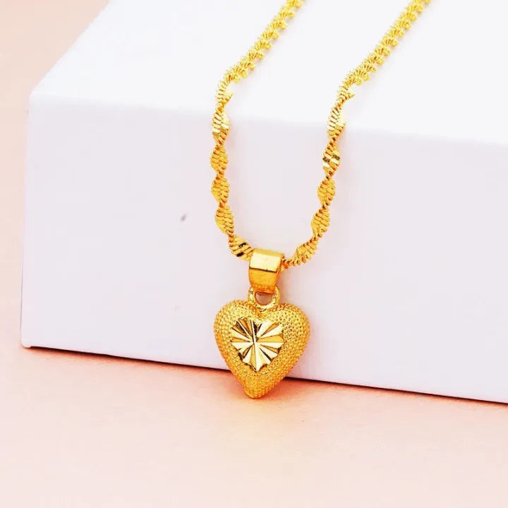 24K Gold Royal Heart Necklace